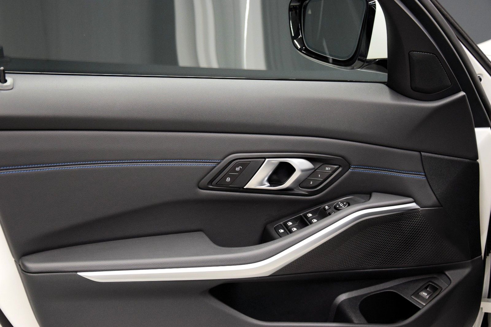 Fahrzeugabbildung BMW 318 i Touring M Sport ACC Pano AHK Memory Kamera