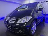 Mercedes-Benz A 180 BlueE. Avantgarde SZHG ALLWETTER LEDER ALU - Mercedes-Benz A 180: Avantgarde