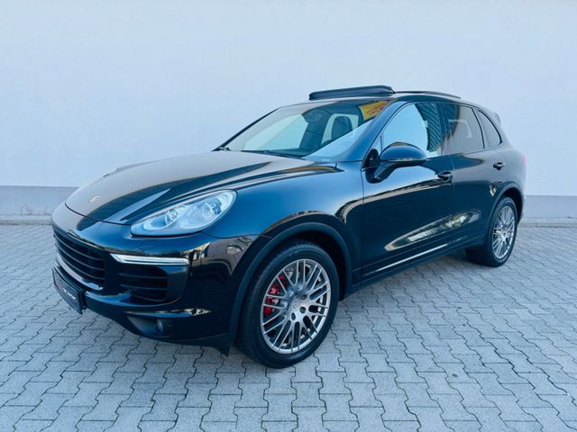 Porsche Cayenne Diesel (PANORAMA/KEYLESS/CAM/PDLS/BOSE)