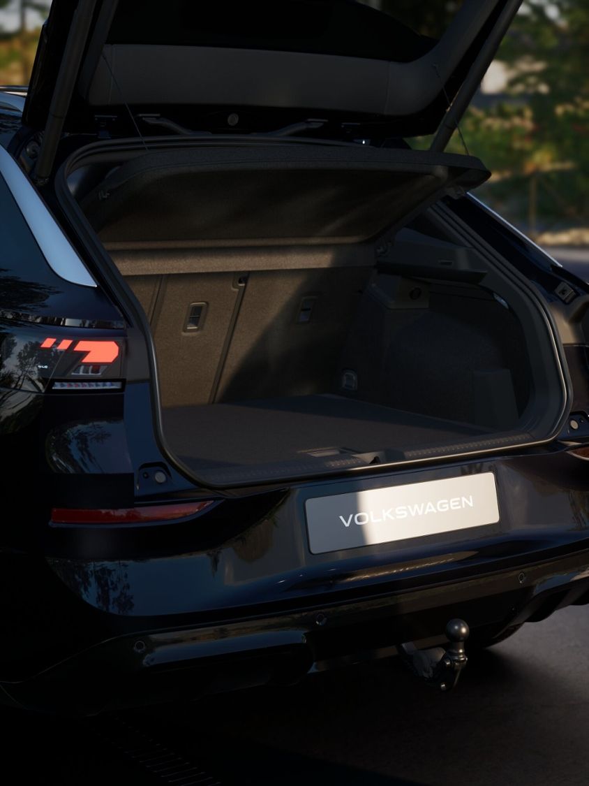 Fahrzeugabbildung Volkswagen T-Roc  R-Line 1.5 eTSI DSG *AHK, Winterkomplettr