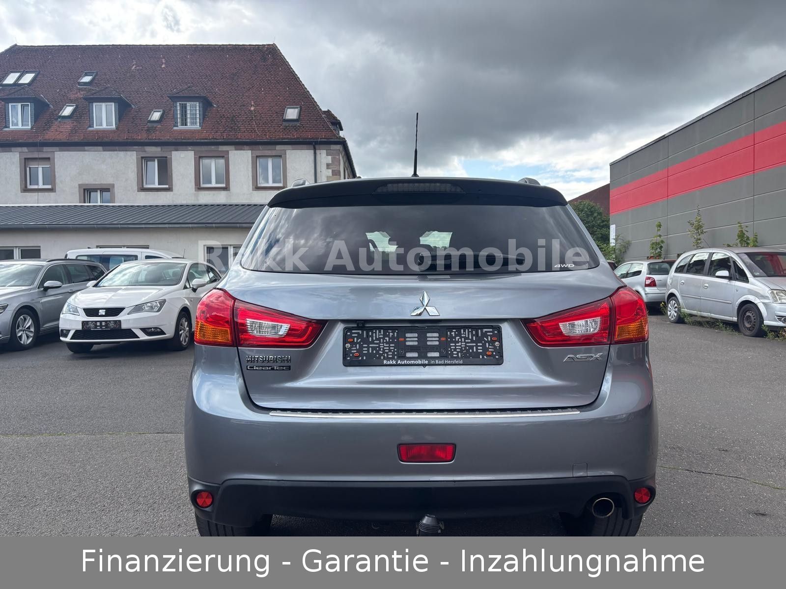 Fahrzeugabbildung Mitsubishi ASX Top 4WD-XENON-AHK-PANO-SHZ-KAMERA-TEMP-KLIMA