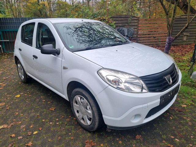 Dacia DACIA SANDERO 1.2 TOP ZUSTAND 1 HAND