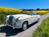 Mercedes-Benz 220S (220 S) Cabrio W180 Ponton Weiß Oldtimer
