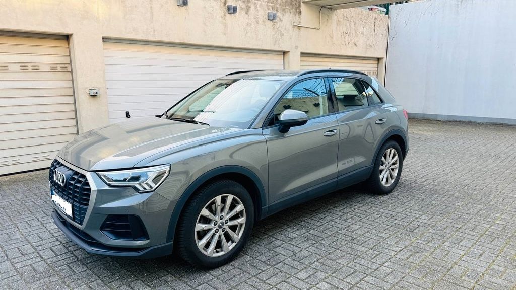 Image of Audi Q3
