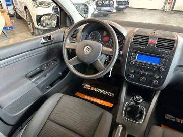 MYAUTOCENTER – Gebraucht- und Jahreswagen mit Werkstattservice in Pfaffenhofen Volkswagen Golf V Lim. Trendline *TÜV*Klima*