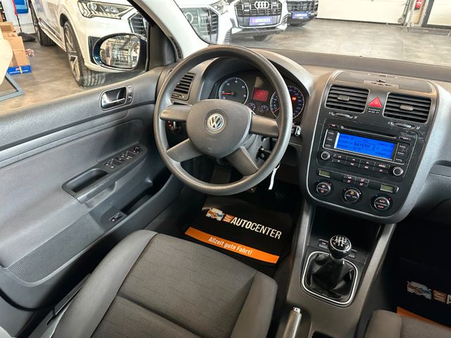 MYAUTOCENTER – Gebraucht- und Jahreswagen mit Werkstattservice in Pfaffenhofen Volkswagen Golf V Lim. Trendline *TÜV*Klima*