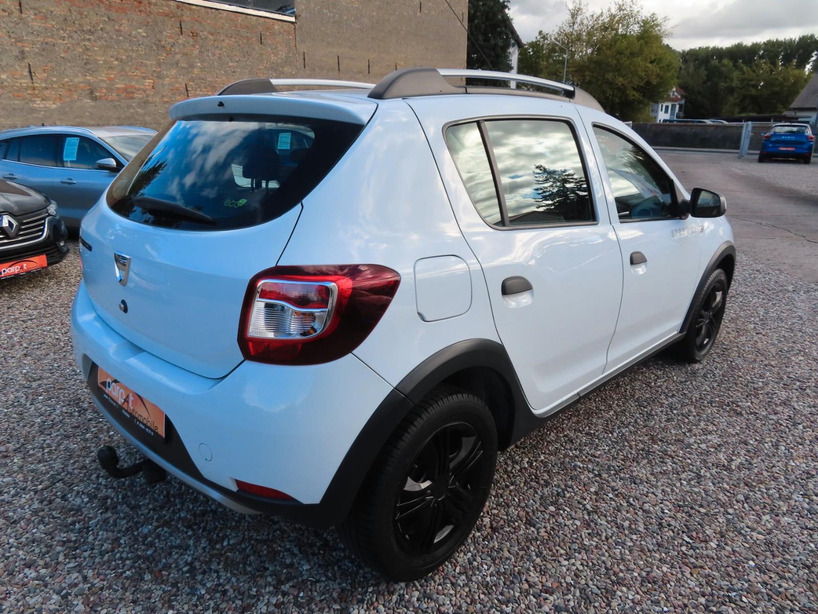 Dacia Sandero 2015 — engine 1.461 cm³, 90 HP (66kW)