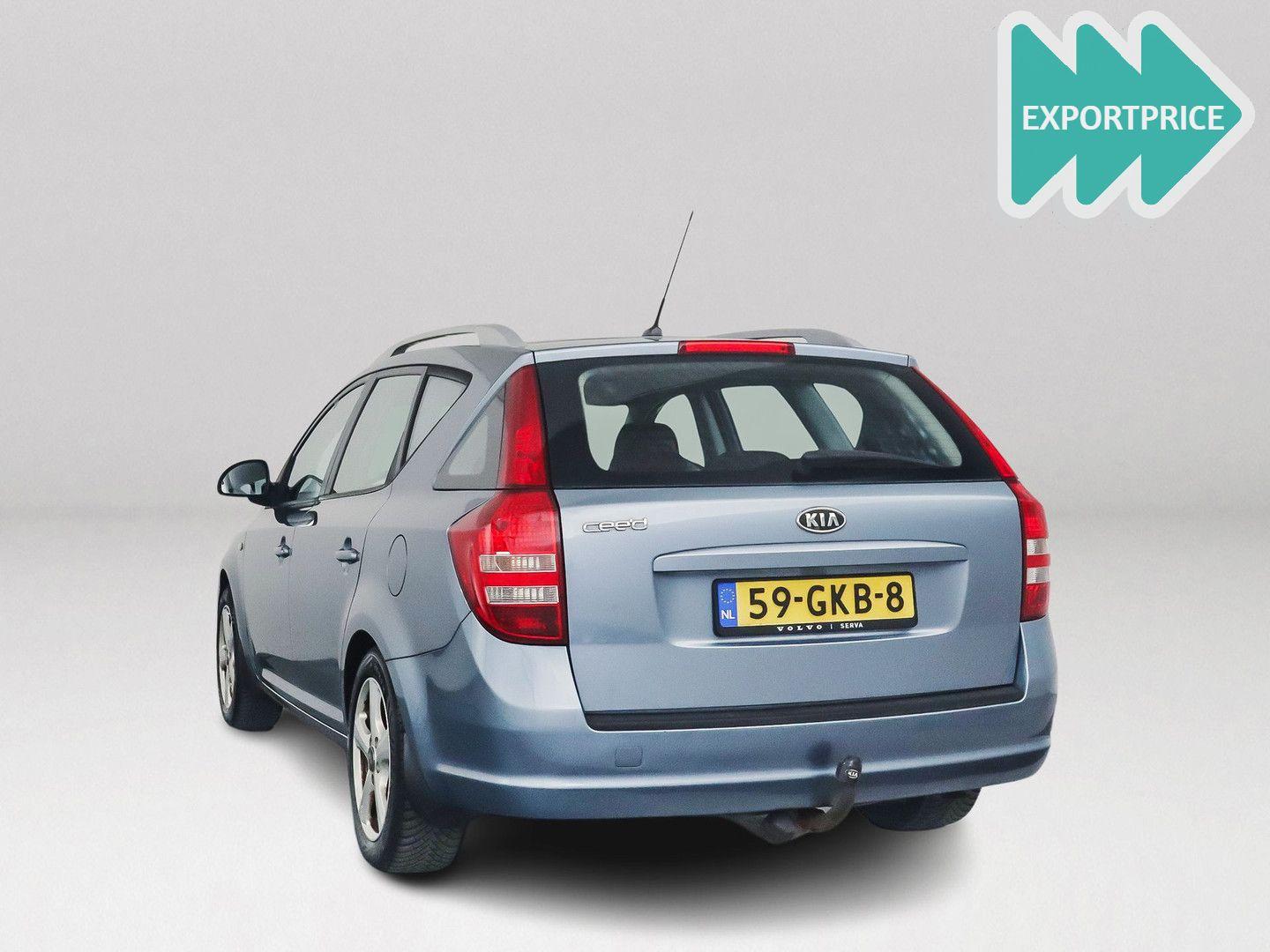 Kia cee'd 2008 — photo 10