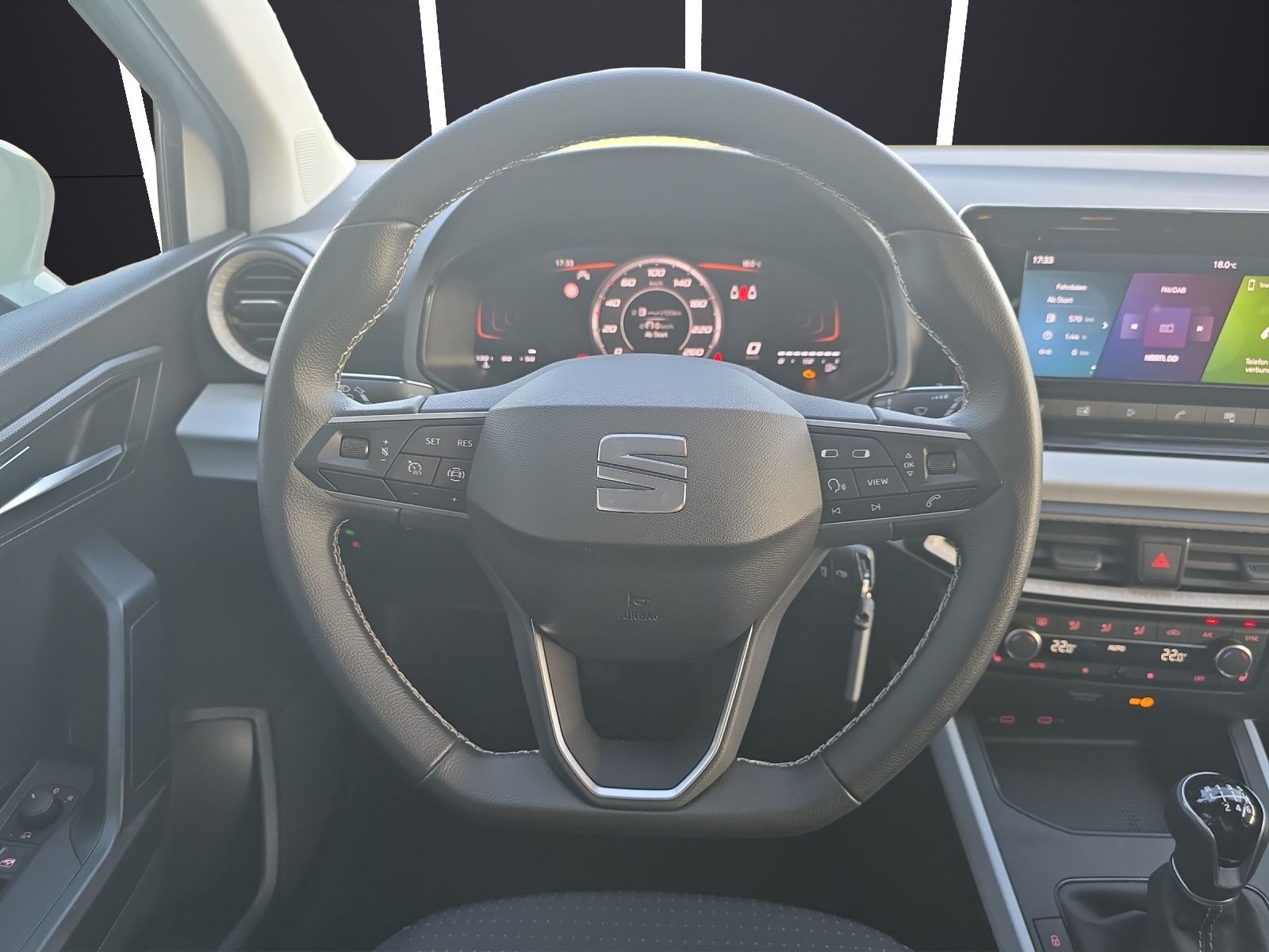 Fahrzeugabbildung SEAT Arona Style Edition 1.0 TSI ACC LED APP SH