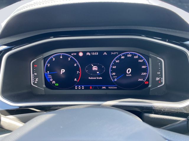 T-Roc 1.5 TSI R-Line DSG AHZV LED PDC Rückfahrka