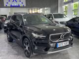 Volvo XC40 T3 Inscription 2WD*AHK*Leder*Navi*LED*KAM* - Volvo in München
