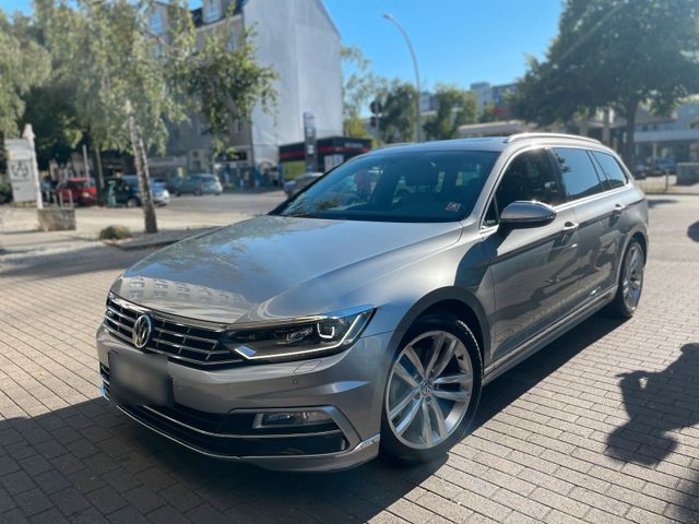 Volkswagen VW Passat 1.6 TDI R Line *Pano*ACC*Virt.Co...