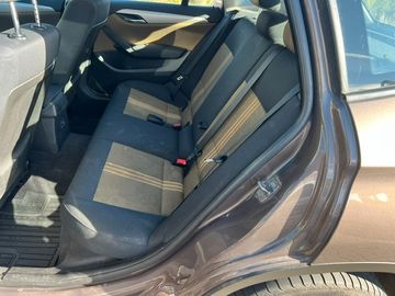 BMW X1 - 10