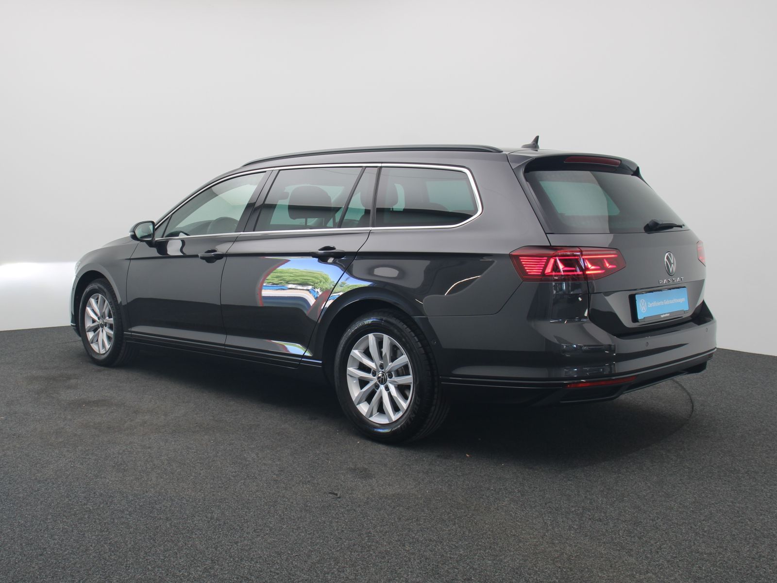 Volkswagen Passat Variant - Bild 6