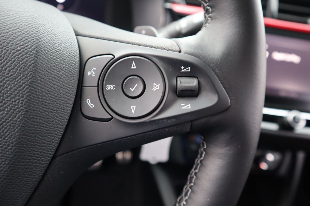 Fahrzeugabbildung Opel Corsa 1.2 Turbo Aut GS+Lenkradh+ParkGoPlus