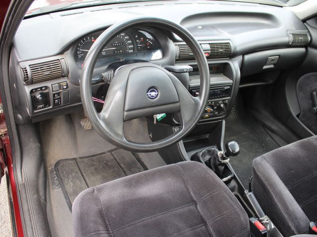 Astra GLS  Sunshine  /  Wasserpumpe & Zahnriemen