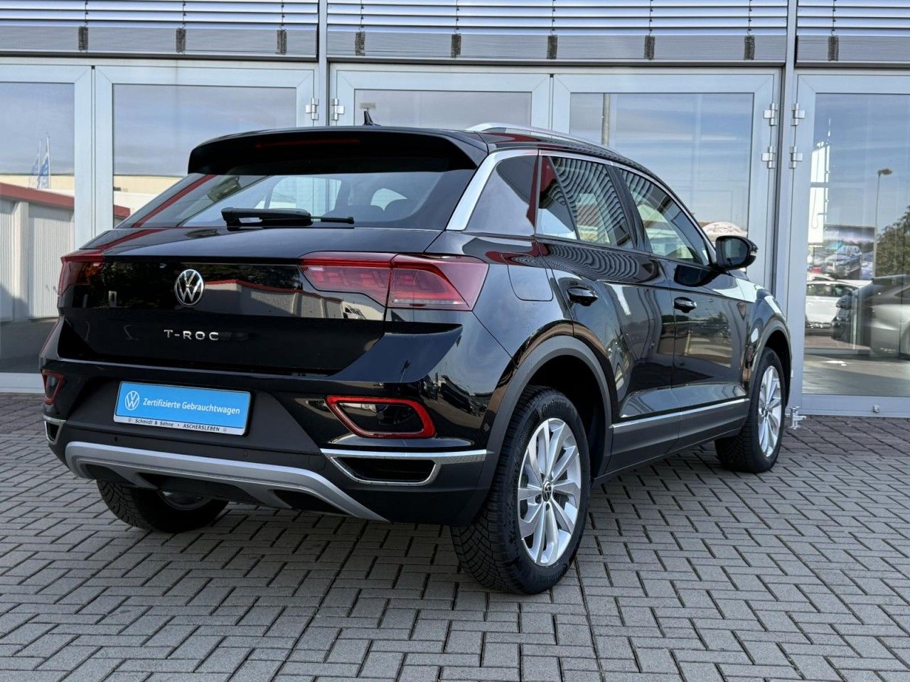 Volkswagen T-Roc Style 1.5 TSI KAMERA MATRIX TOTW TRAVEL foto 4