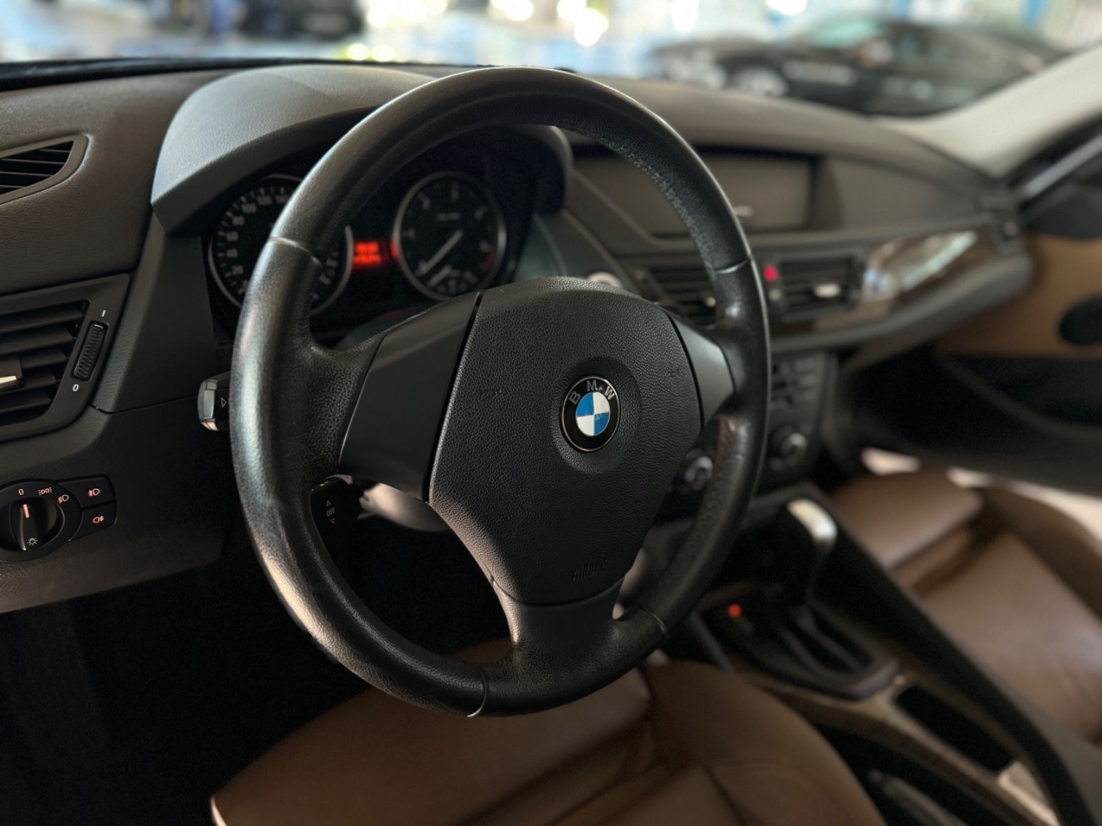 Fahrzeugabbildung BMW X1 xDrive20d Sitzhzg PDC Tempomat Sport