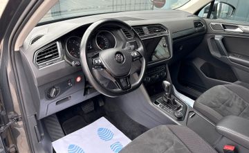Volkswagen Tiguan - 12