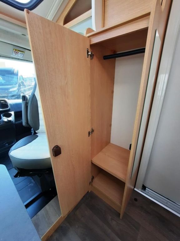 Fahrzeugabbildung Sunlight V 60 Adventure Edition IC-Line Verfüg./Sparen Si