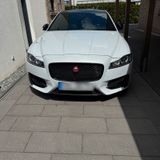 Jaguar XF 2.0D R-Sport - Jaguar XF mit Diesel-Antrieb: 2.0