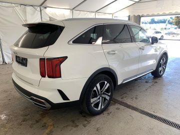 KIA Sorento - 4