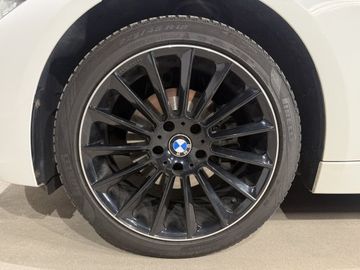 BMW 320 - 12