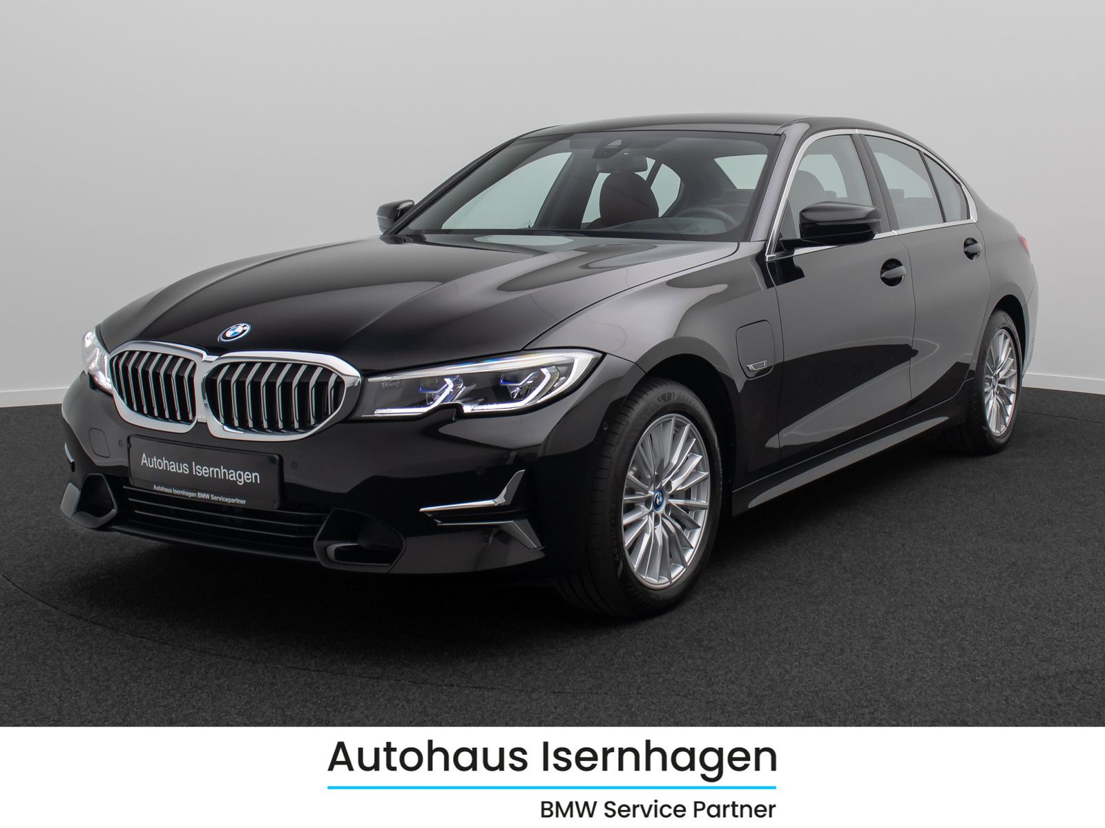 Fahrzeugabbildung BMW 330e LuxuryLine Kamera Laser HUD DAB HiFi Komfor