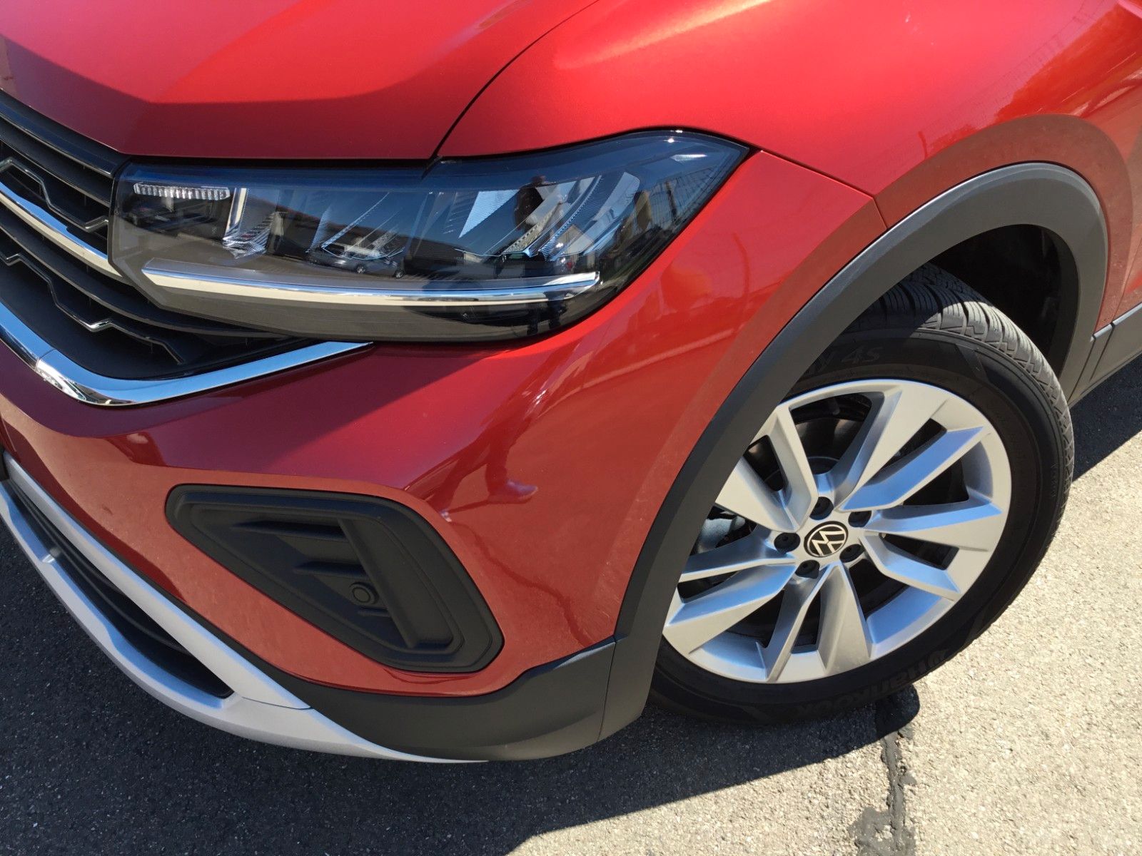 Fahrzeugabbildung Volkswagen T-Cross 1.5 TSI DSG GOAL+AHK+17"+ACC+Kamera
