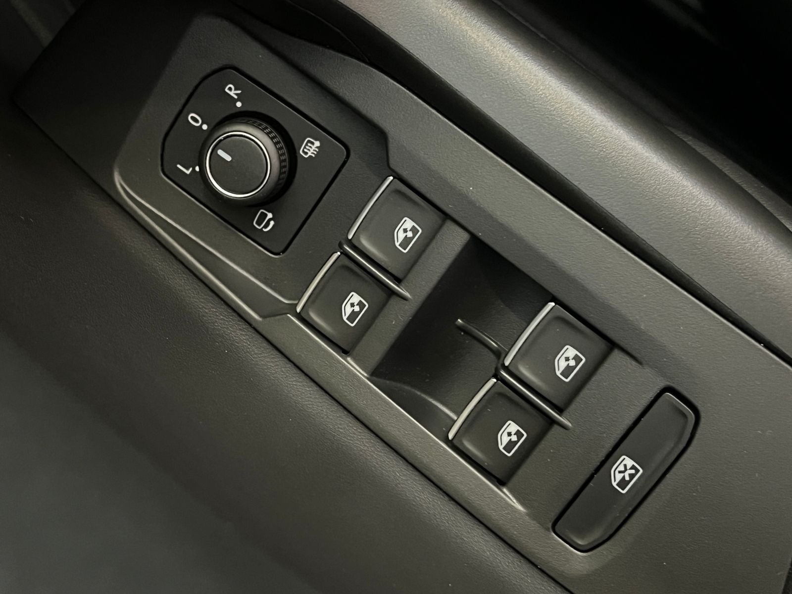 Fahrzeugabbildung Volkswagen T-Cross GOAL 1.0 TSI DSG *AHK, LED, App-Connect,