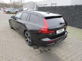 Volvo V60 B4 Benzin Plus Dark Leder digitales Cockpit  - Gebrauchtwagen in Herne