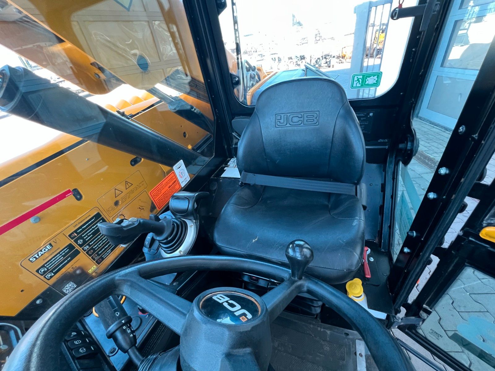 Fahrzeugabbildung JCB 525-60 Teleskop / nur 716h! / 2022 / Gabel