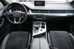 Fahrzeugabbildung Audi Q7 3.0 TDI quattro*STDHZG*PANO*BOSE*ACC*AHK
