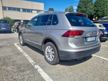 Volkswagen Tiguan - 5