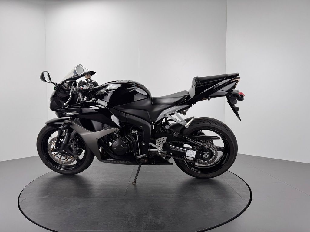 Fahrzeugabbildung Honda CBR 600 RR *TOP-ZUSTAND *SERVICE NEU