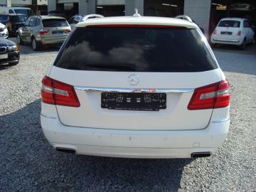 Mercedes E 250 - 4