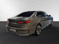 BMW 750 - Vorschau Bild 3