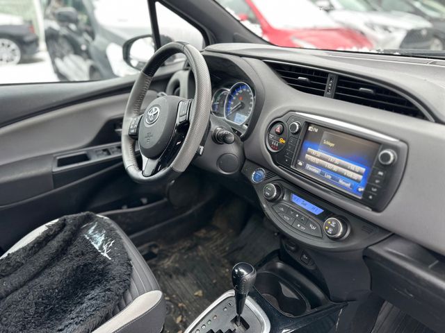 Toyota Yaris Style Hybrid *Unfall*
