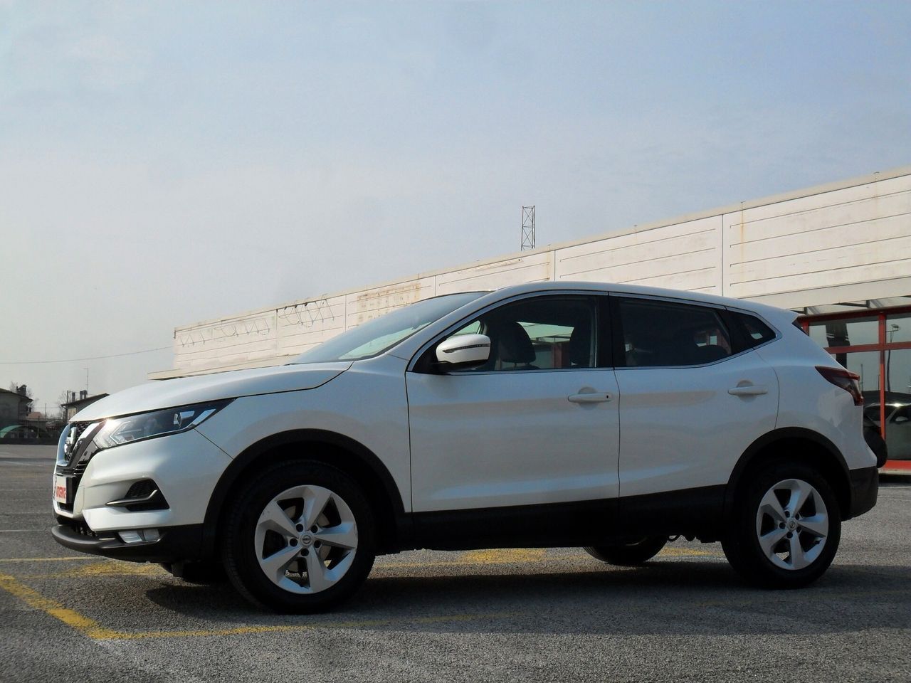 Nissan Qashqai 1.5 dCi 115 CV Business imagem 2