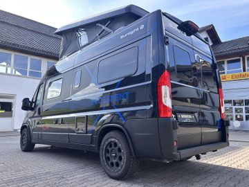 Sunlight Cliff X 600 Dieselhzg. AHK 17 Zoll DELTA Kamera