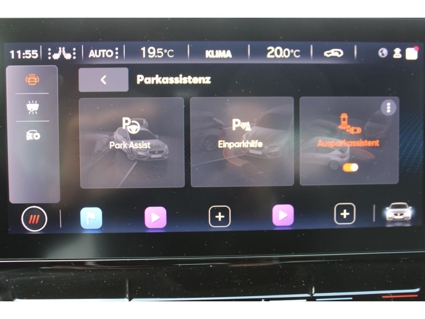 Fahrzeugabbildung SEAT Leon Xcellence DSG ACC LED TWA Full Link RFK GJR