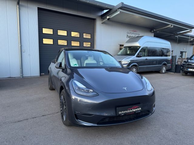 Tesla Model Y Long Range Dual AWD