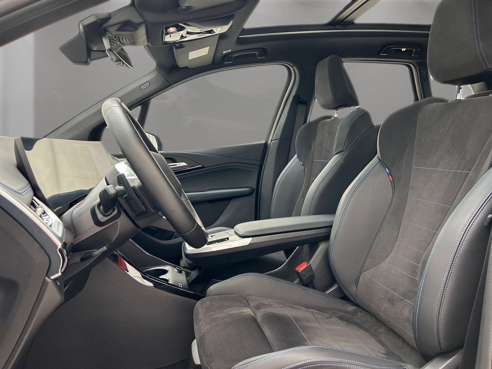 BMW 223 Active Tourer - Bild 9