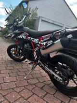 SWM SM125R mit Griffhzg, , Plastiksatz weiß original - Offers