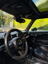 MINI John Cooper Works mit JCW Aero-Paket - : Schiebedach, Kleinwagen, mit