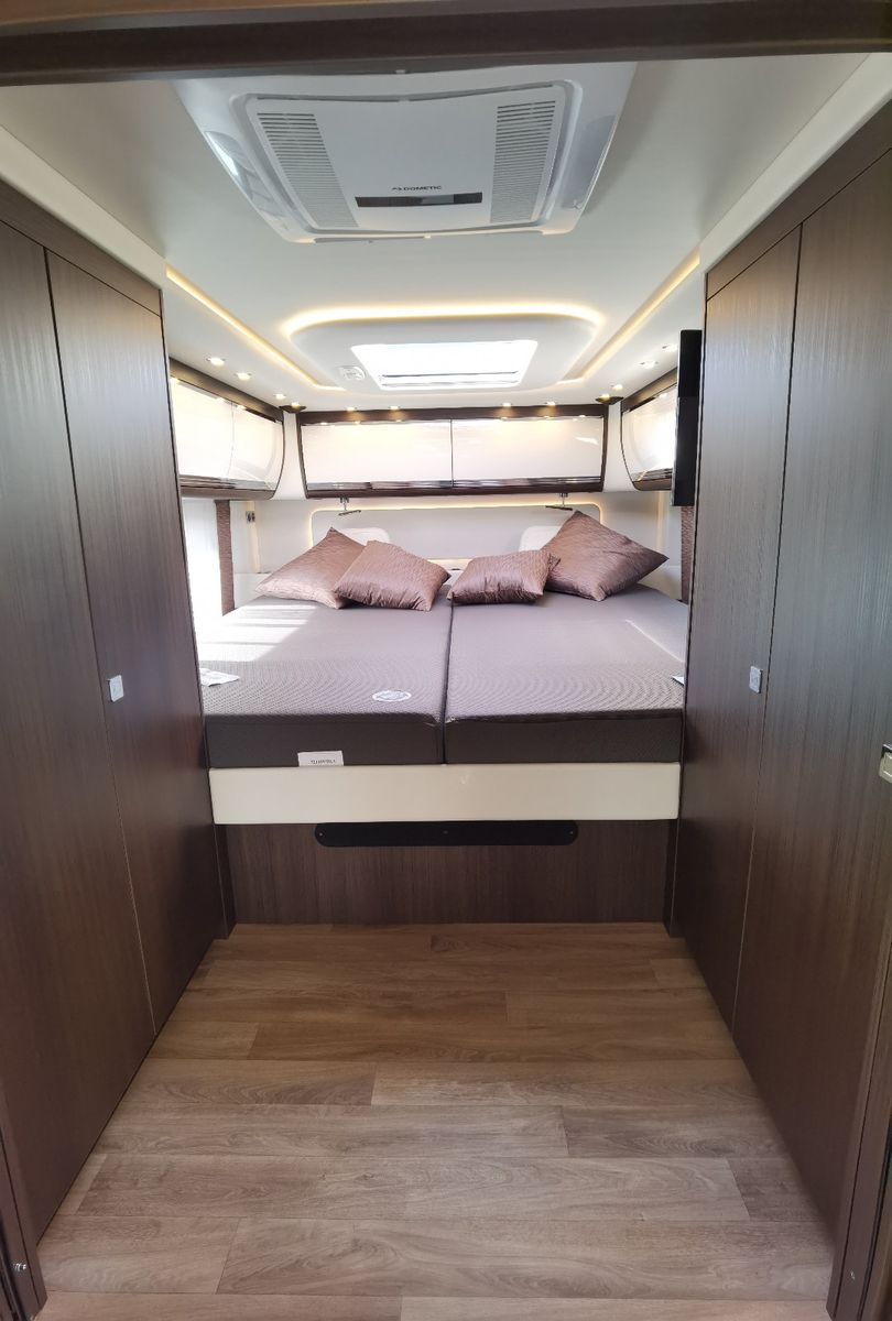 Fahrzeugabbildung Morelo Grand Empire 110 GSO Slide-Out M25