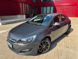 Opel Astra 1.6 85kW Style Style - Opel Astra mit Benzin-Antrieb: Limousine, 1.8