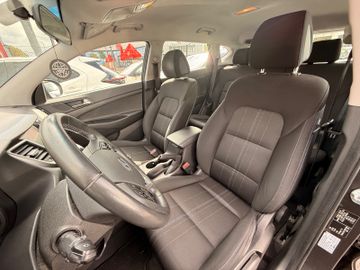 Hyundai TUCSON - 10