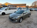 Hyundai i40 1.7 CRDi/FIFA World/Cup Edition/Navi/SHZ/ - Hyundai mit Diesel-Antrieb: Kombi