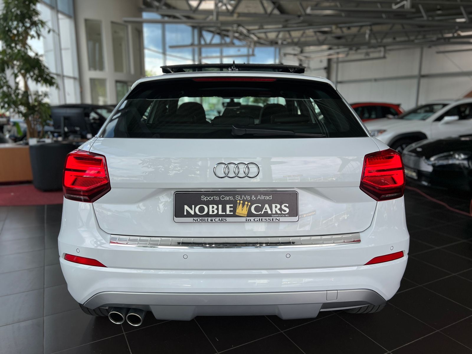 Fahrzeugabbildung Audi Q2 35 TFSI S-Tronic S Line PANO SHZ LED NAVI